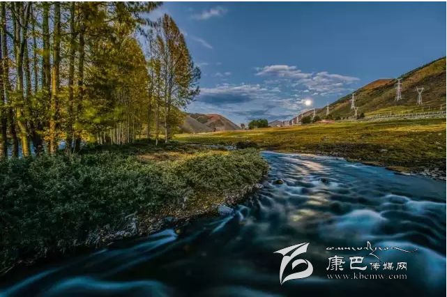 新都橋，正在打開最美時光,我在這里等你......