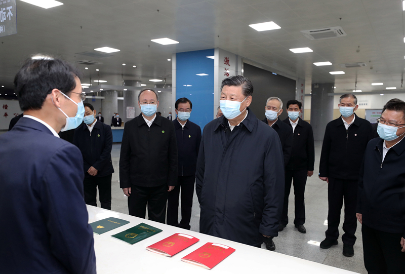 2021年3月23日，習(xí)近平在福建三明沙縣農(nóng)村產(chǎn)權(quán)交易中心考察。
