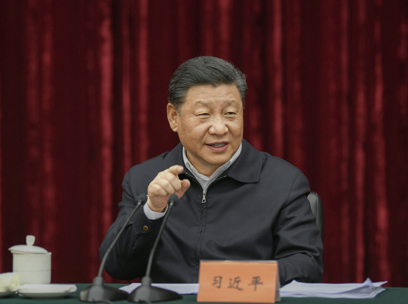 2019年4月15日至17日，中共中央總書記、國家主席、中央軍委主席習(xí)近平在重慶考察，并主持召開解決“兩不愁三保障”突出問題座談會。這是4月16日下午，習(xí)近平主持召開解決“兩不愁三保障”突出問題座談會并發(fā)表重要講話。新華社記者 謝環(huán)馳 攝